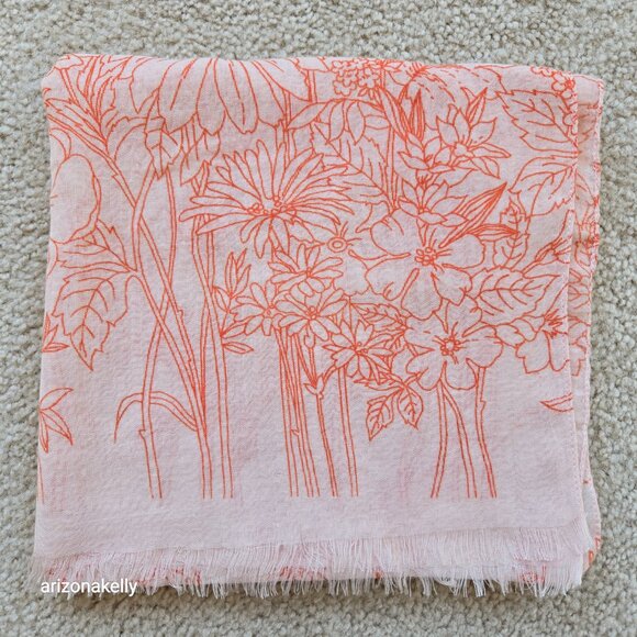 Echo Accessories - Vintage Echo Oblong Scarf Floral Outline 70's Vibes